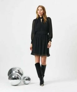 Dante 6 Casual Jurken Short Dresses Black -DORIS S Verkoopwinkel 6900e8c9c903b8c616b570d6a1b73c2b